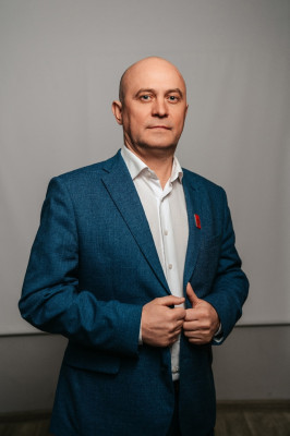 Буряковский Роман Викторович Буряковский Роман Викторович